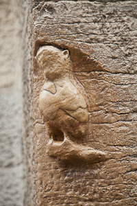 Popular legend has it that one of its stone relief sculptures, an owl (la chouette) is a aood luck charm: visitors to the church touch the owl with their left hands to make a wish. (The current carving was restored after it was damaged by vandalism in the night of 5 and 6 January 2001)